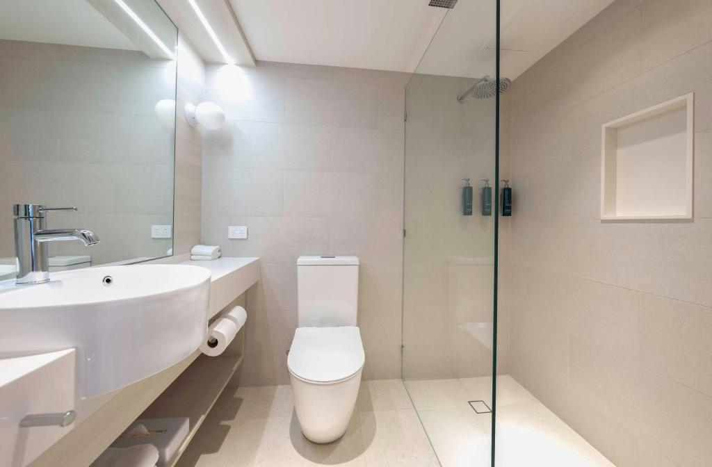 DoubleTree by Hilton Cairns