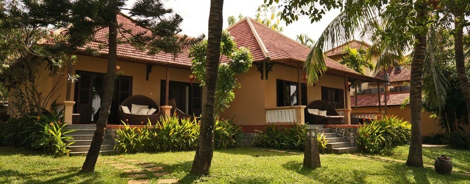 Vinh Hung Riverside resort & Spa 4*